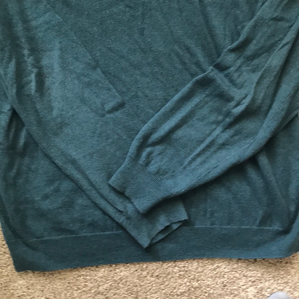 Sweater - Picture 3 of 7